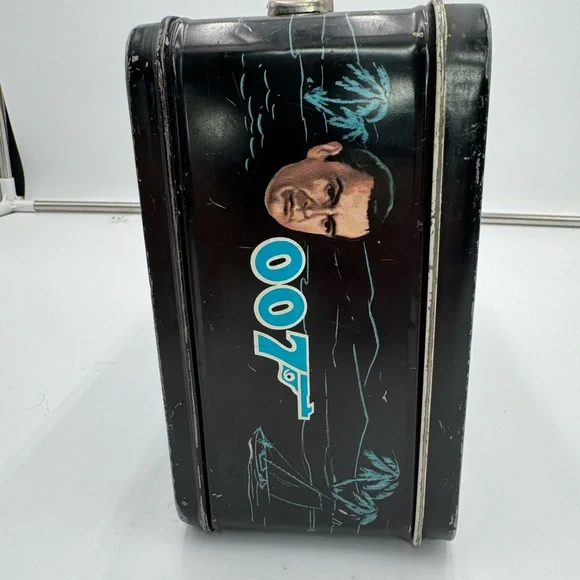 RARE VINTAGE 1966 JAMES BOND 007 LUNCHBOX ONLY NO THERMOS